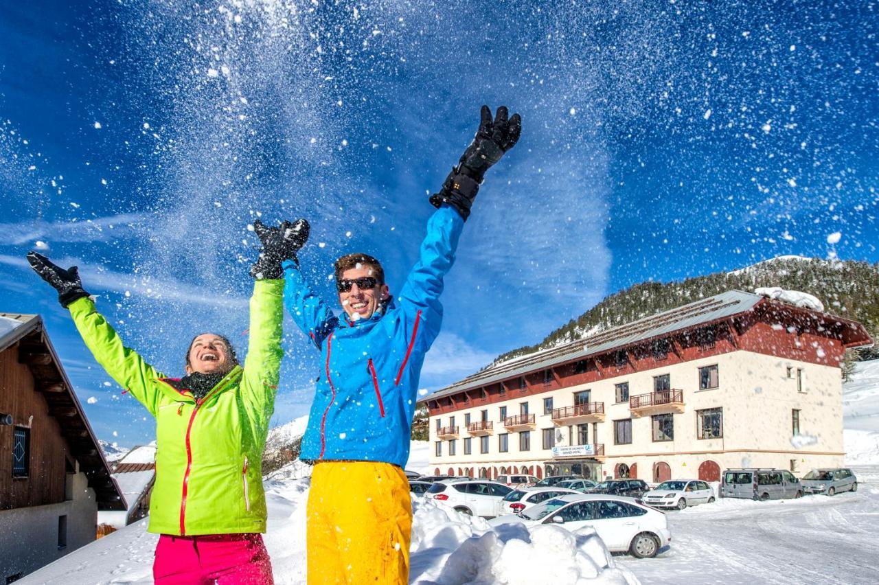 Vtf Le Grand Hotel Montgenèvre Eksteriør billede